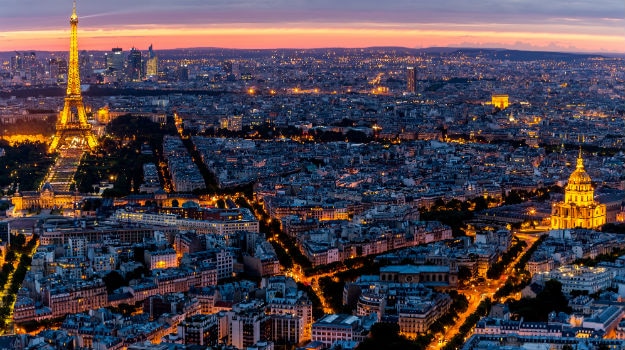 Paris-shutterstock_356219429