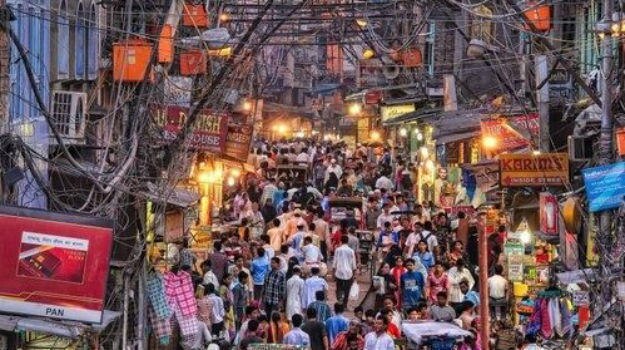 The busy Chandni Chowk market in Delhi