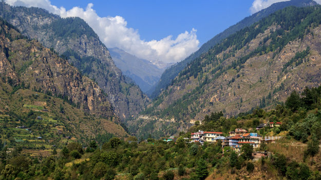 shutterstock_313913954_Parvativalley_cheap