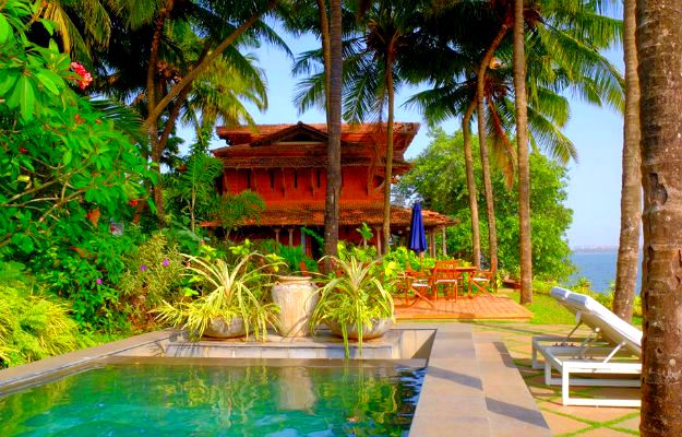 18-travel-goa-ahilya