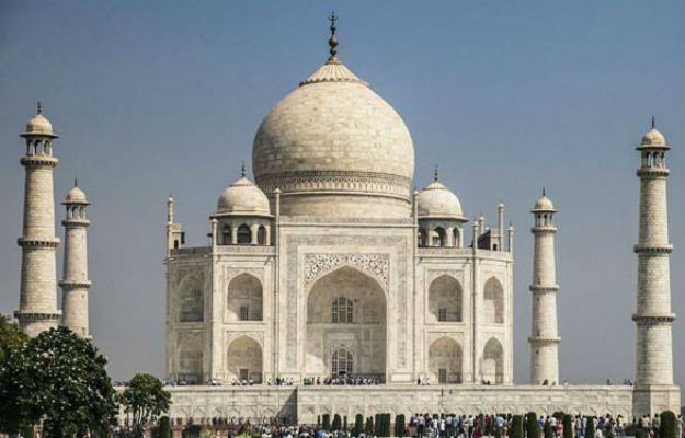 Photograph courtesy: Taj Mahotsav
