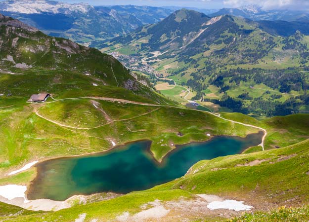 Switzerland-Eisee-lake-Jungfrau
