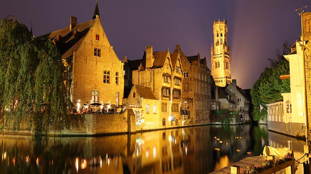 6Romantic-Burges-shutterstock_328827821 (1)