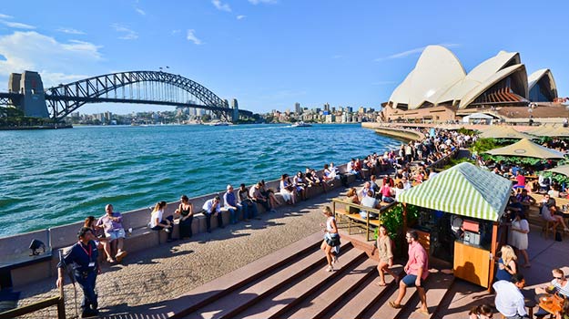 6Romantic-Sydney-shutterstock_284352734 (1)