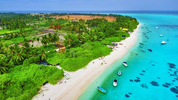 Maldives-2-shutterstock_379998466