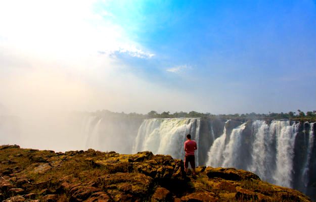 shutterstock_222246265-victoria-falls-3