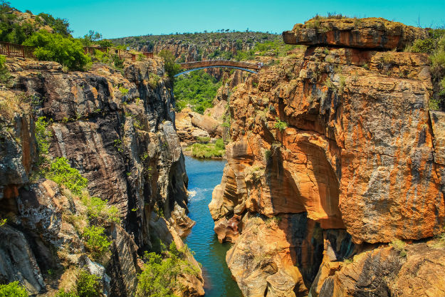 14-travel-canyon-south africa