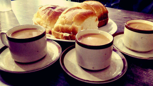 14-travel-pune-goodluck-cafe