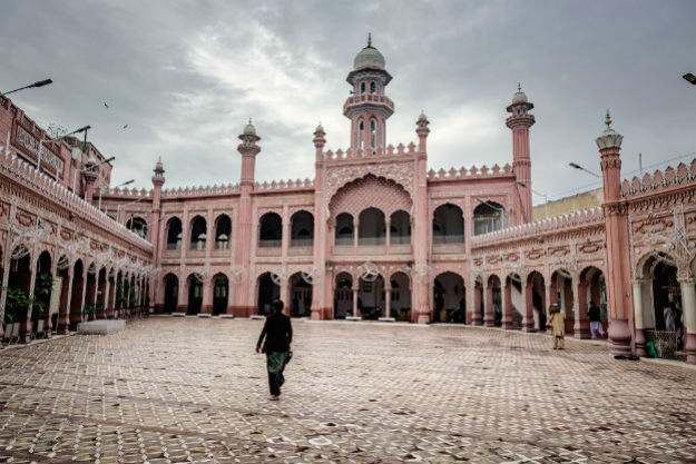 17-travel-peshawar