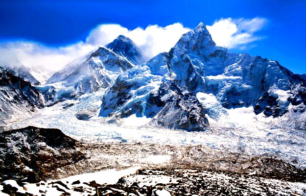 2-travel-mount-everest-2