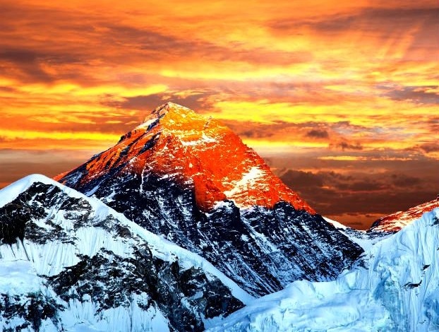 2-travel-mount-everest-3
