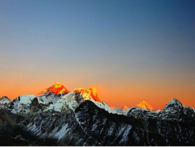 Amazing Natural Wonders Of The World: Mount Everest 