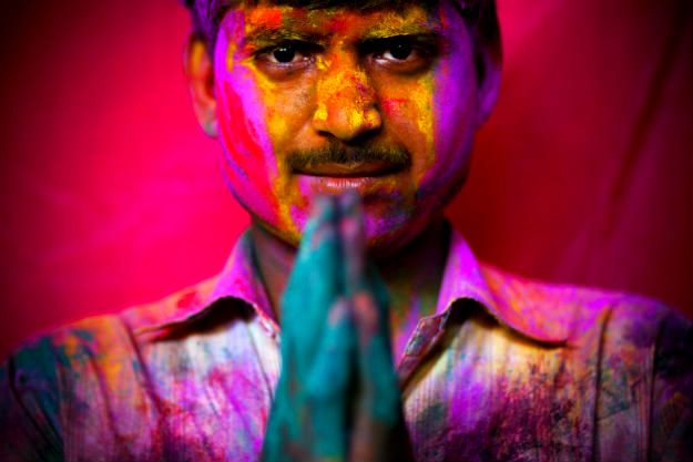 23-holi-3