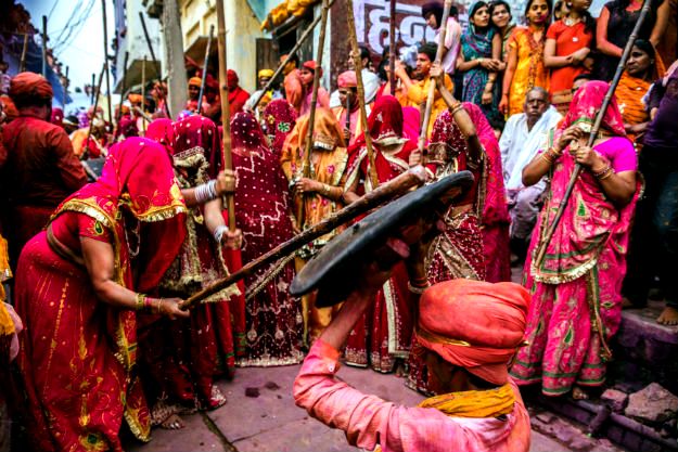 23-holi-5