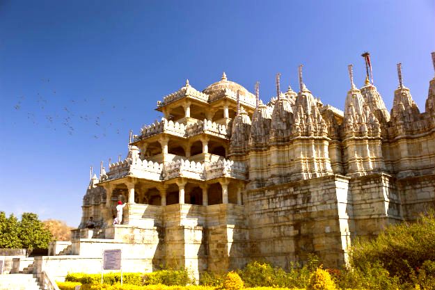 3-travel-mount-abu-dilwara-temple-1