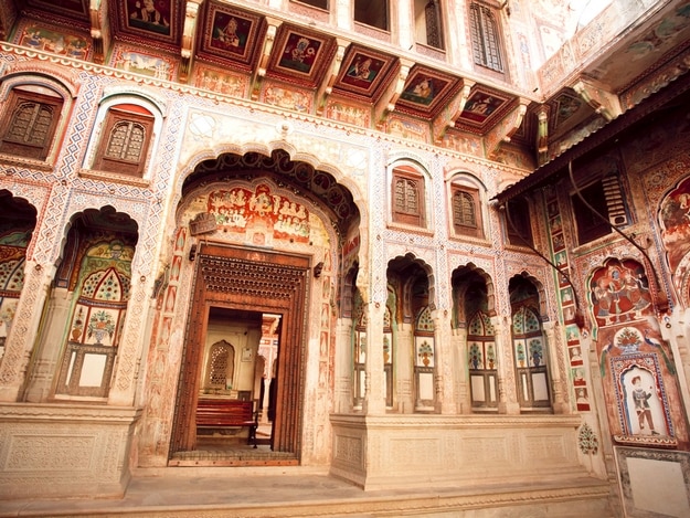 Fascinating Story Of The Abandoned Havelis Of Shekhawati In Rajasthan