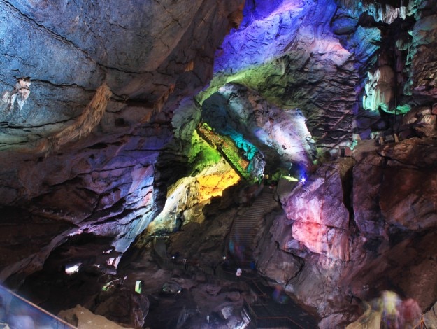 borra caves