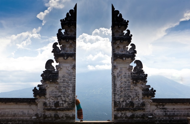 lempuyang temple