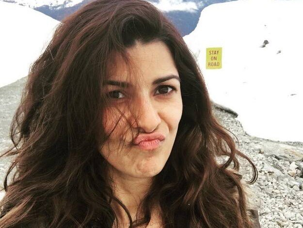 nimrat-kaur-bikini-photos4