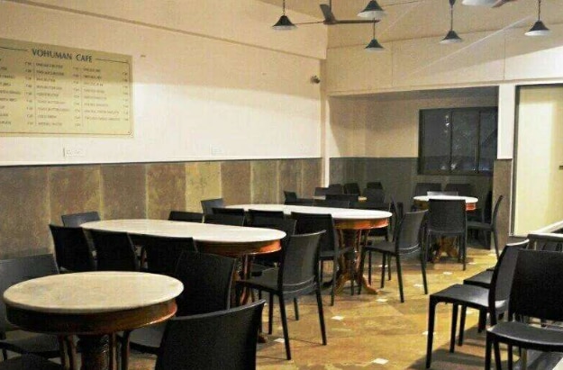 Vohuman cafe