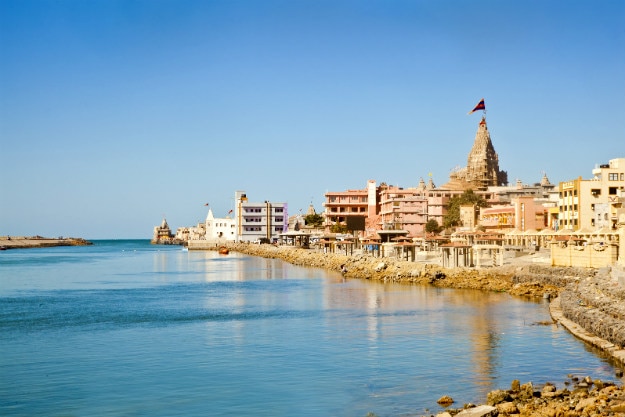 shutterstock Dwaraka1