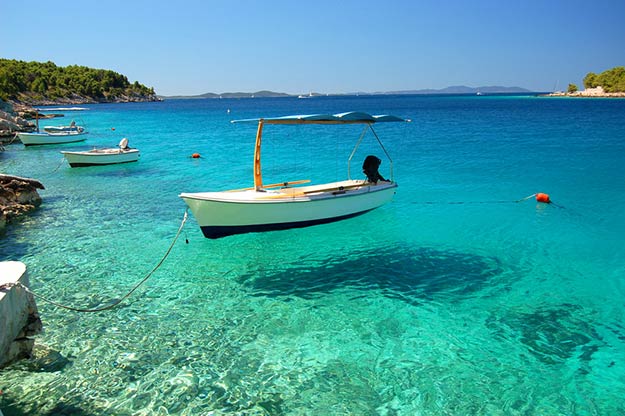 brac-island
