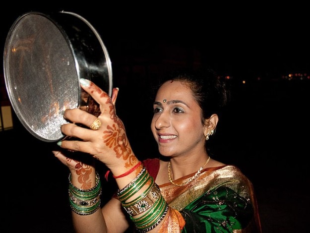 800px-Karva_Chauth
