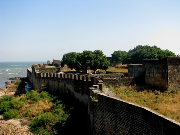 WHKMLA : History of Daman and Diu