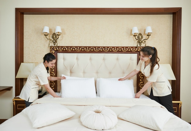 10 Things Hotel Staff Wont Ever Tell You Indiacom