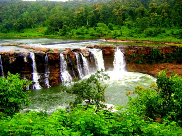 Gira waterfall in Saputara