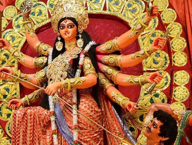 Durga idol at Ekdalia Evergreen, Photograph courtesy: Biswarup Ganguly/Wikimedia Commons