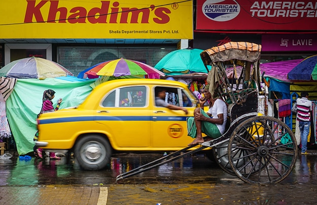 kolkata tourist taxi service