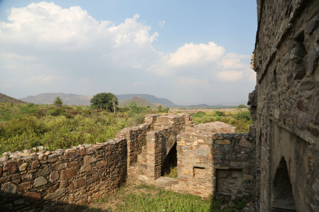 Bhangarh Fort photo 3