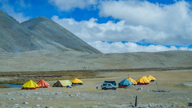 Gurudongmar Lake road photo 7