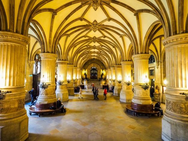 Hamburg Rathaus (city hall) in the Altstadt (old city)