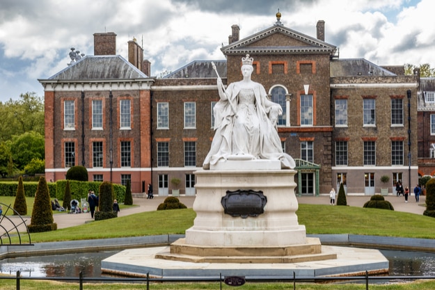 Queen Victoria monument near Kensington Palace