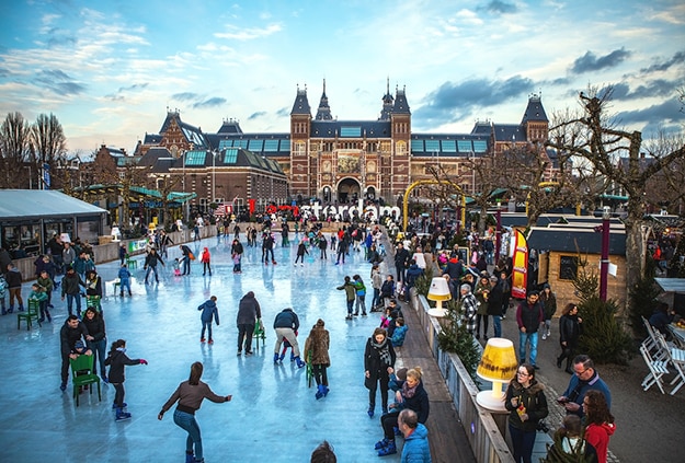 Amsterdam skating 1