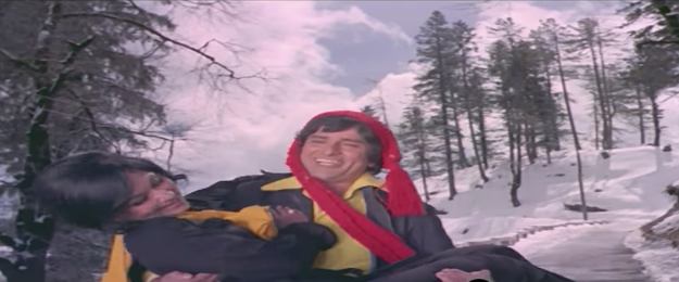 Shashi Kapoor in Aa Gale Lag Jaa
