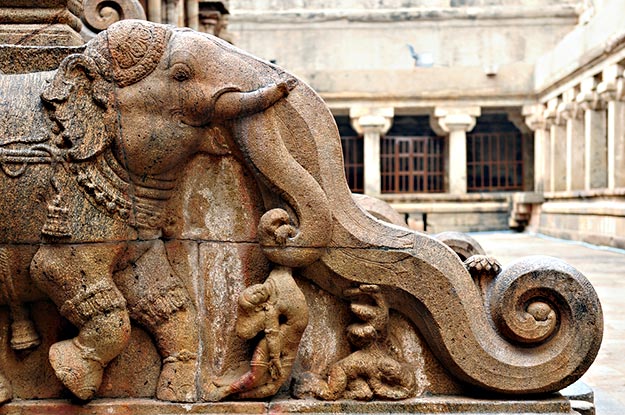 Brihadeeswara temple photo 3