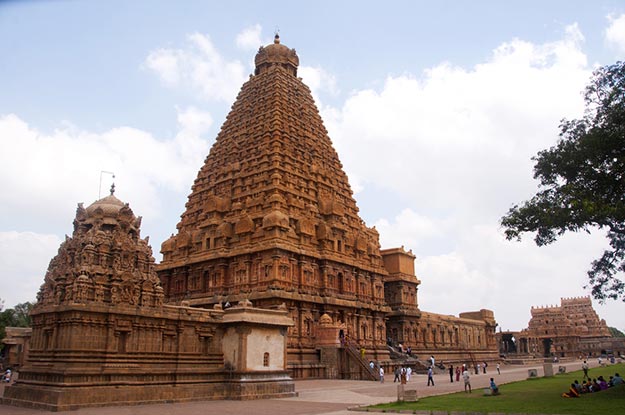 Brihadeeswara Temple in Thanjavur: 10 Marvelous Images of the Chola-Era ...