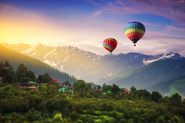 Hot balloon air over Manali, India
