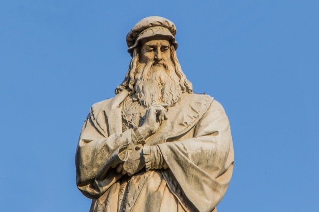 Statue of Leonardo da Vinci in MIlan