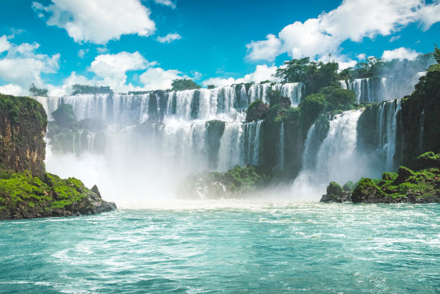 Iguazu Falls in South America: Interesting Facts and Photos of the ...