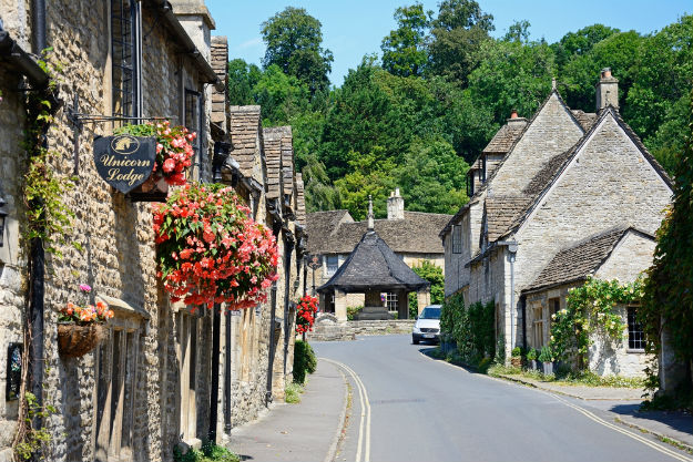 Castle Combe Images: 15 Mesmerizing Photos That Will Make You Dream of ...