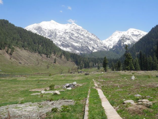 Aru Valley photo 8
