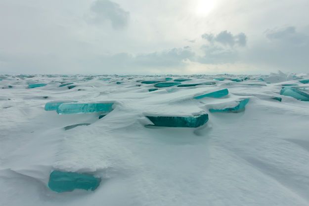 Spectacular Photos of Lake Baikal in Russia Will Blow Your Mind Away ...