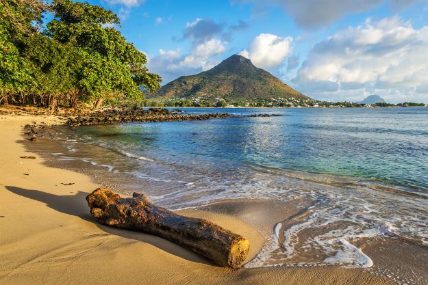 Tamarin Bay