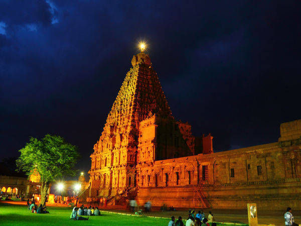 Sri Brihadeeswara Temple - Thanjavur - Tamil-Nadu: Photos of Thanjavur ...