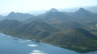 SC Directs Rajasthan to Stop Illegal Mining in 48 Hours After Aravali Region Loses 31 Hills