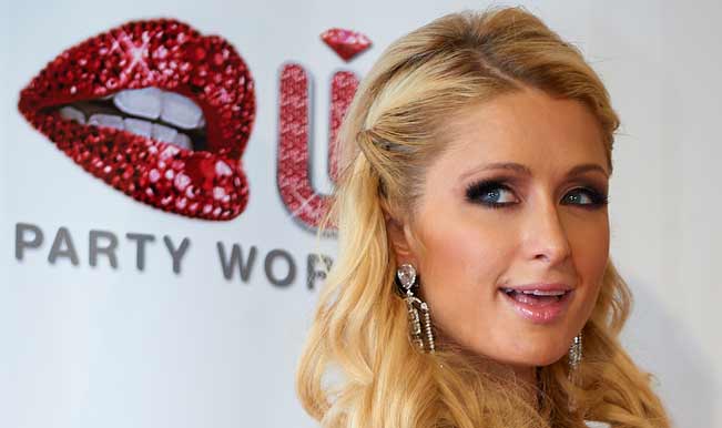 Paris Hilton Wardrobe Malfunction Latest News Videos And Photos